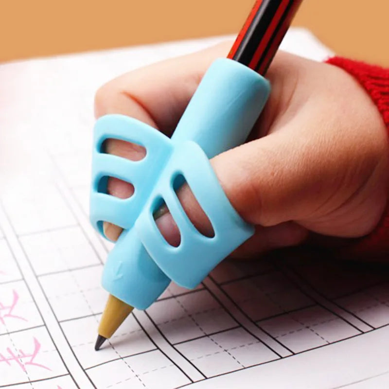 Children's Writing Pencil Holder: Correct Grip